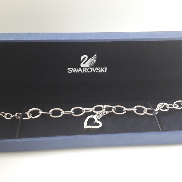 SWAROVSKI chain bracelet with heart charm